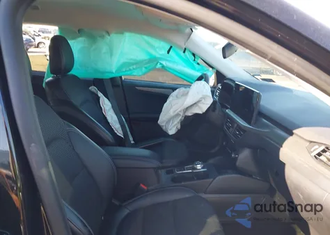 2024 Ford Escape Phev z USA, uszkodzony, nr VIN 1FMCU0E13RUB10724